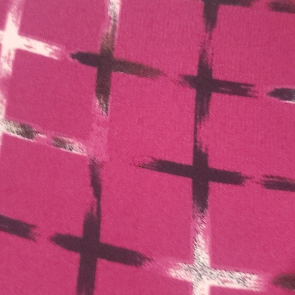 Pleione Lightweight Top Womens Size L Large Burgundy Red Sleeveless Tank v-neck - Picture 6 of 12